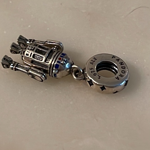 Pandora R2 D2 Star Wars Robot Charm - Picture 5 of 6